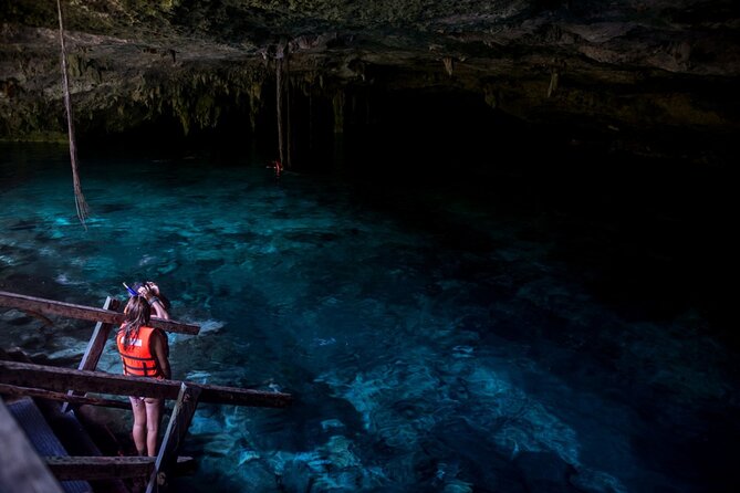 Explore Tulum and Dos Ojos Cenote with lunch and transportation - Escultura Ven A La Luz: a fast start with breakfast and a must-see sculpture