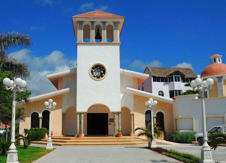 From Cancun:Beachside Tacos & Town Tour With Tequila Tasting - Free Time in the Main Plaza: Don’t Skip This Part