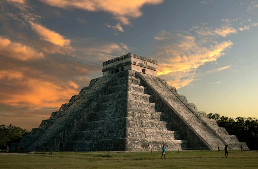 From Cancun: Chichén Itzá, cenote, Valladolid, and Tequila - Cancun to Chichén Itzá in 12 hours: what this day really feels like