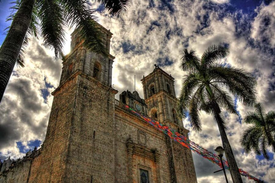 From Cancun: Chichén Itzá, cenote, Valladolid, and Tequila - Pickup times in Cancun: plan for a quick morning start