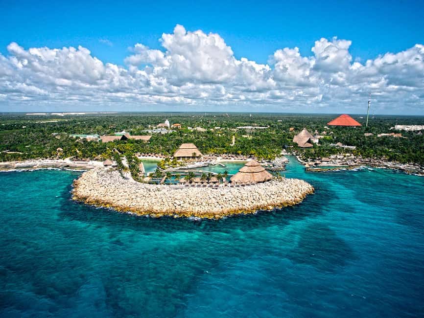 From Cancun: Xcaret Park All-Inclusive - Wildlife and nature walks: aquariums, butterfly garden, and aviary