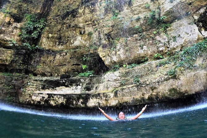 Full-Day Tour Chichen Itza, Valladolid and Cenote open bar in bus - Stop 2: Valladolid for 30 minutes—what fits and what won’t