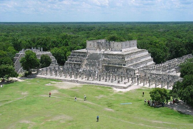 Full-Day Tour to Chichen Itza and Sacred Cenote from Cancún - Shopping pressure: how to keep your day focused on Chichén Itzá