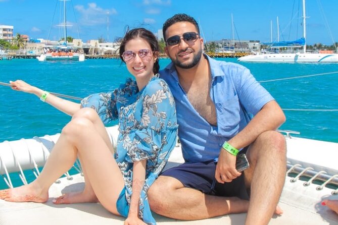 Half Day Sailing Private Catamaran to Isla Mujeres - Getting There: Pickup Points and Staying on Time