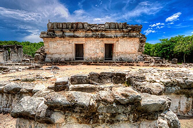 Hop-on Hop-off City Tour Cancun plus Submarine or Bodyboard Experience - Sports, parks, and the quieter edges of Cancun