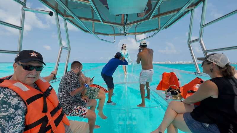 Isla Mujeres: 100% Transparent boat ride - How the Timing Works: Safety briefing, guided tour, and a photo stop