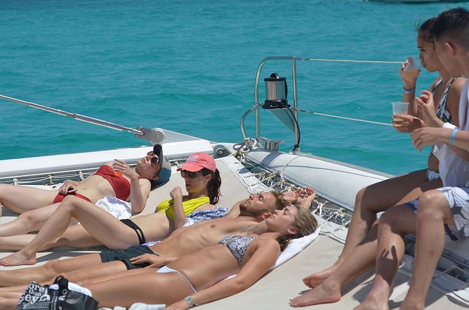 Isla Mujeres Basic Trip with Snorkel and Open Bar - Stop 3: Playa Norte for Calm-Water Swimming