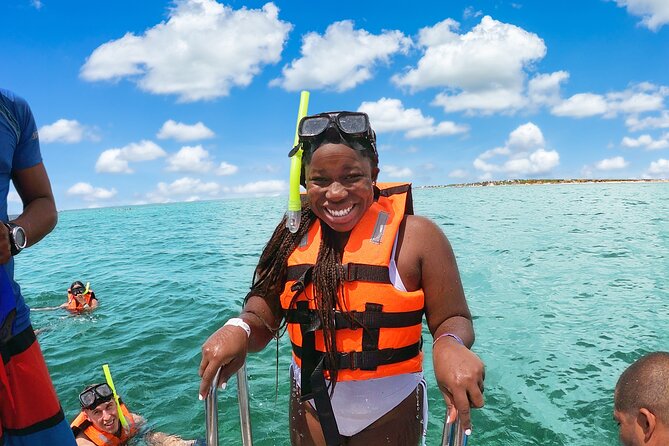 Isla Mujeres Catamaran from Cancun with Open bar and lunch - Snorkeling at Isla Mujeres: How to Get Better Results