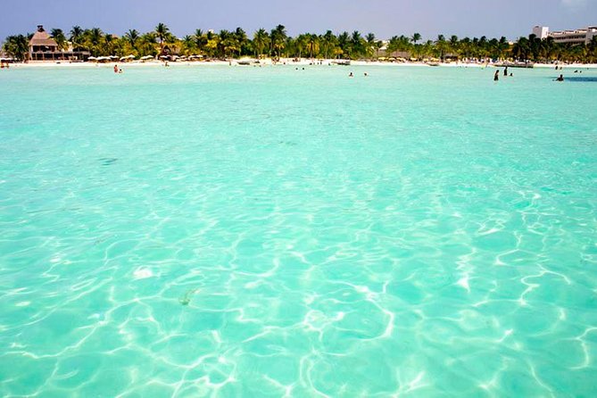 Isla Mujeres Catamaran Luxury Sailing Experience - Downtown Isla Mujeres and Calle Hidalgo: shopping and meal-friendly strolling