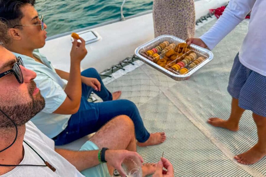Isla Mujeres: Catamaran Ride with Open Bar, Snorkeling, and Lunch - Isla Mujeres free time: walking time you’ll actually use