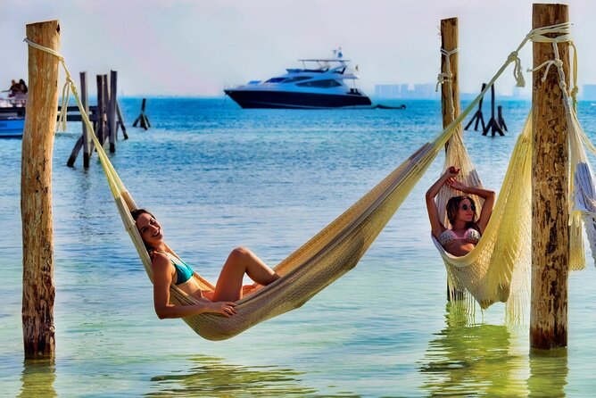 Isla Mujeres Catamaran Sailing Experience with Lunch & Open Bar - Snorkeling at Open Sea: The 45-Minute Reality