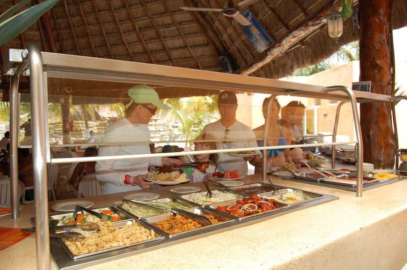 Isla Mujeres Catamaran, Snorkel & Buffet Lunch - The reef snorkeling stop: what to watch for in clear water
