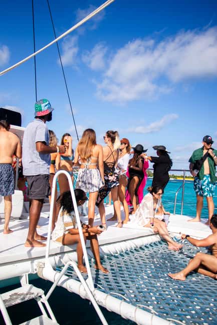 Isla Mujeres Catamaran, Snorkel & Buffet Lunch - Swimming time on Isla Mujeres: how to use your pool of minutes