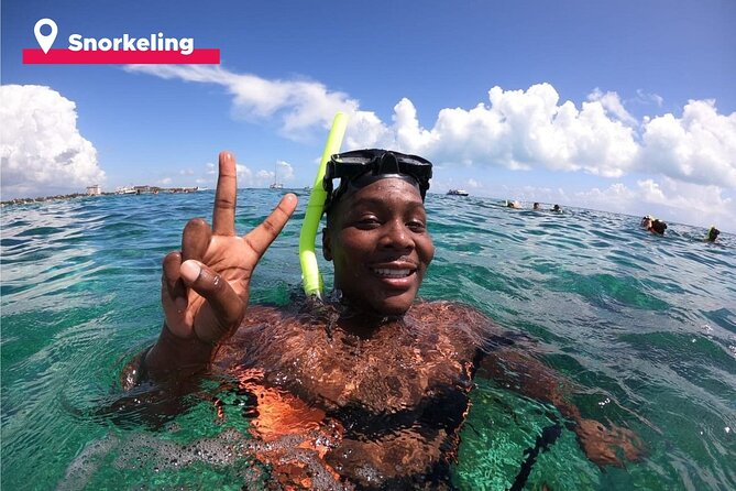 Isla Mujeres Catamaran + Snorkel + Open Bar on board + Buffet - Stop 1: Cancún cruise-out energy and first scheduling pinch points
