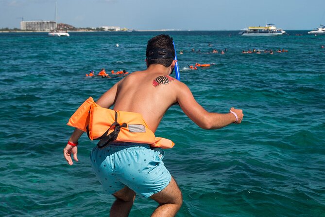 Isla Mujeres Catamaran Tour with Open Bar, Lunch and Snorkeling - Guided snorkeling: what you get, how it feels, and who it suits