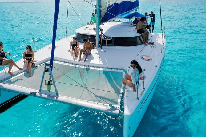 Isla Mujeres: Catamaran Tour with Snorkeling Food, Drinks, Beach - Isla Mujeres by Catamaran: the mix that makes it worth $48.99