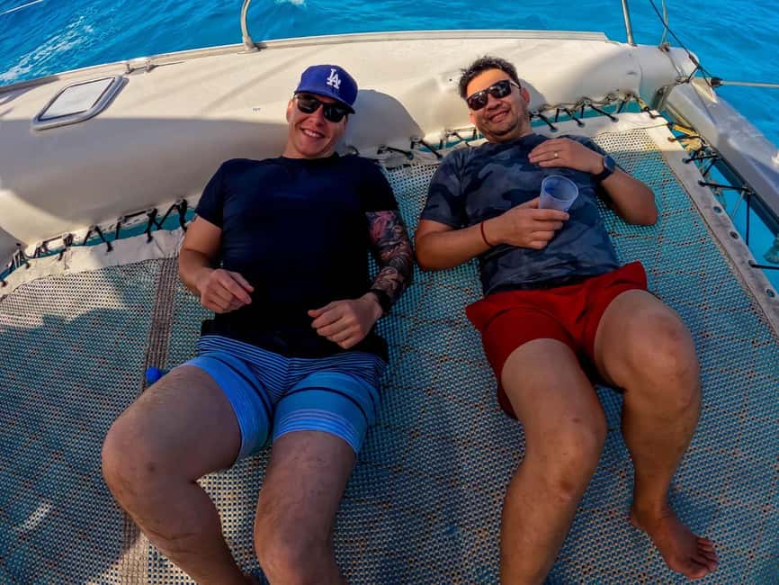 Isla Mujeres Catamaran Tour with Snorkeling & Open bar - Isla Mujeres Lunch and Break Time: Eat, Then Explore at Your Pace