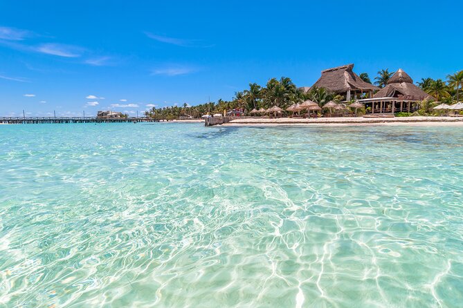 Isla Mujeres Day Tour with Catamaran, Snorkeling & Beach Club - H2: Lunch at Playa Club Isla Mujeres: good comfort food, watch the rhythm