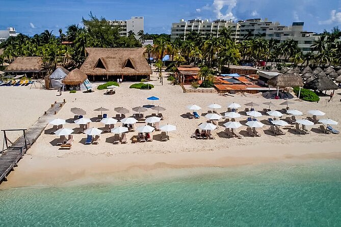 Isla Mujeres luxury catamaran with premium open bar and lunch - On Board Experience: Drinks, Clean Gear, and a Crew That Keeps Up