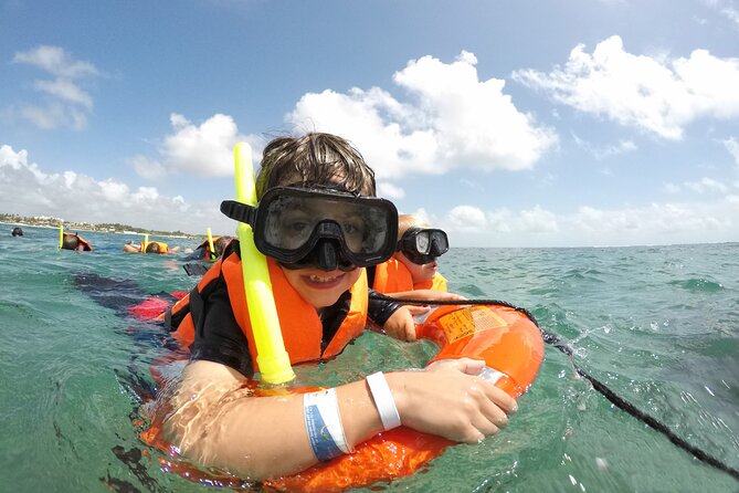 Isla Mujeres Plus by Albatros Catamarans - Onboard Perks: The Included Food, Drinks, and Comfort Wins