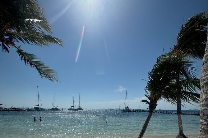 Isla Mujeres Plus Tour with Snorkeling Buffet and Open Bar - Comfort on the Catamaran: Small Boat = Less Room