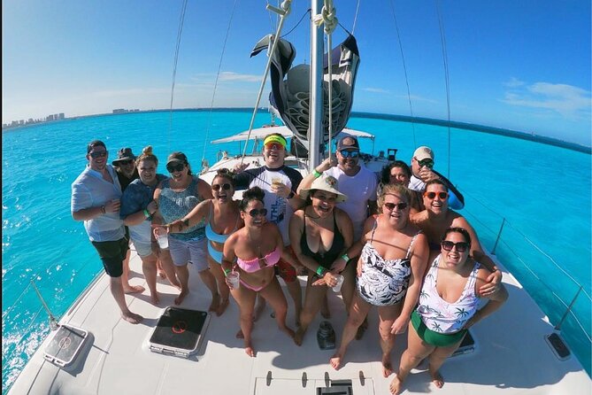 Isla Mujeres Premium Catamaran Tour with transportation from Playa del Carmen - Isla Mujeres: how to use your time well
