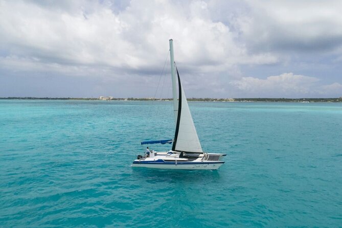 Isla Mujeres Premium Tour in Catamaran with Snorkel and Buffet - Starting at Playa Tortugas: smooth boarding and a real departure time
