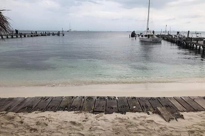 Isla Mujeres Premium Tour in Private Catamaran with Lunch - Price and Value: What $1,050 Buys Your Group