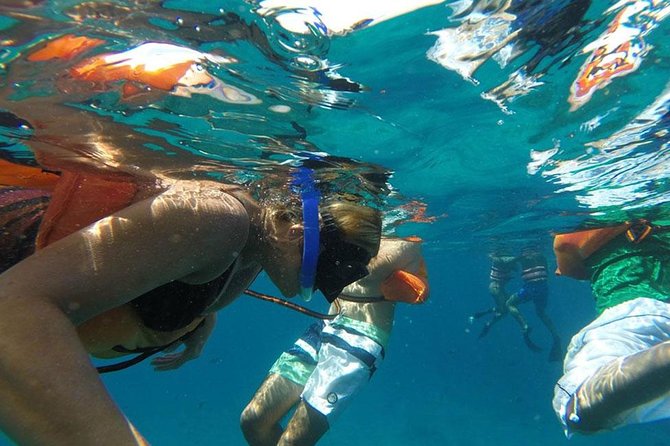 Isla Mujeres, Snorkel, Lunch & Pick Up from Cancun to P.Morelos - Playa Norte and the underwater sculpture stop: beach time plus a cultural add-on