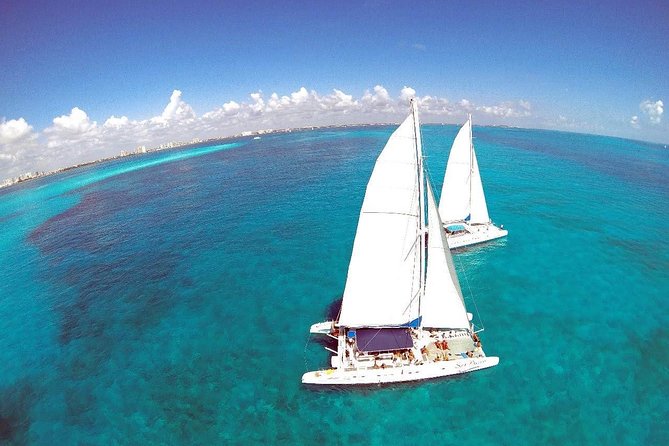Isla Mujeres tour from Cancún (open bar, lunch ) - Time to walk Isla Mujeres: how to use it without feeling rushed