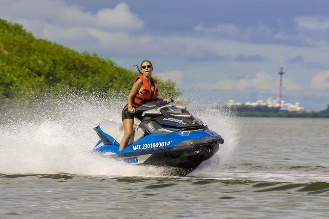 Jet Ski Rentals in Cancun: 60-Minute Option (Shared Jetski) - Safety Training and Instructor Control: How the Session Runs