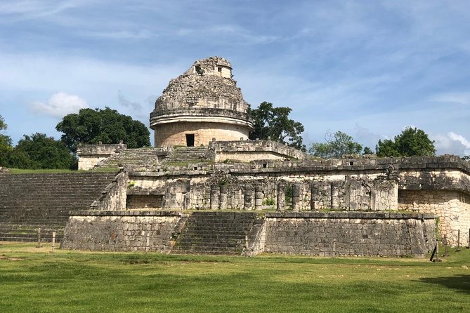 LDS Tour to Chichen Itza + Cenote - Cenote Ik kil: lunch and a real swim in freshwater