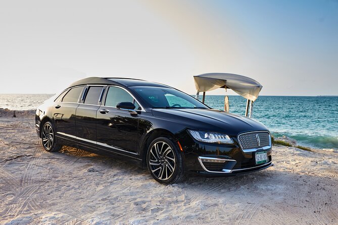 Lincoln Stretch limo from Cancun Hotel Zone to Cancun Airport - Key highlights at a glance