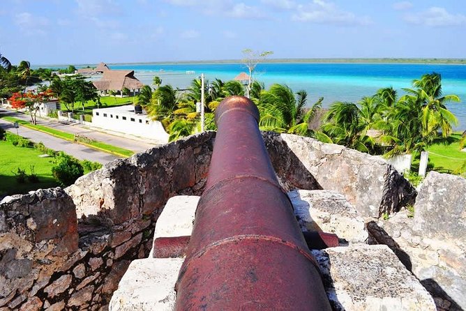 MAGIC BACALAR, 7 Colors Lagoon & Cenote Azul. Transport included - Food, Pacing, and What a 20-Person Day Feels Like