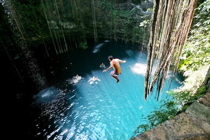 Majestic Chichén Itzá, Cenote Suytun, & Cenote Ikkil Journey - Cenote Suytún: swimming allowed, life jackets provided, plus a buffet break