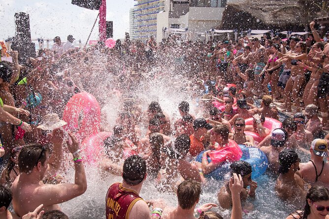 Mandala Beach Club Cancun - Timing matters: arriving by 12:30 PM so you don’t lose your day
