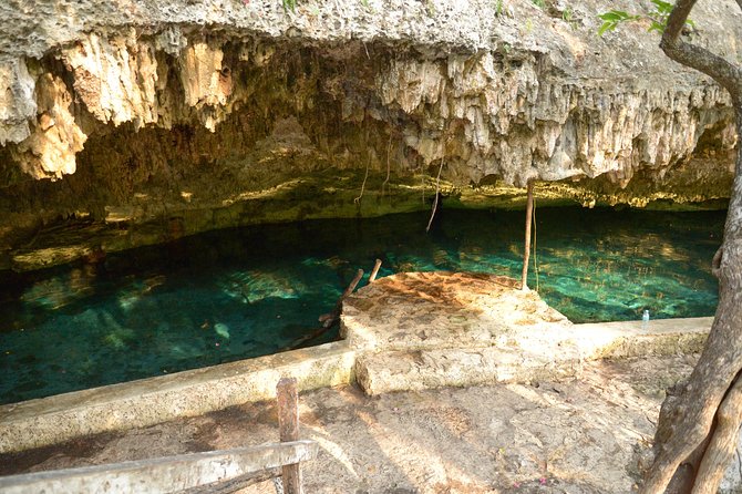 Mayan Ceremonial Night from Cancun and Riviera Maya - From your hotel to Dos Palmas: why the drive matters