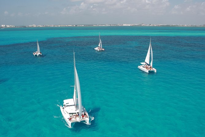 Mujeres Island Tour by Catamaran from Cancun City - Isla Mujeres Centro: buffet lunch, beach time, and a laid-back island pace