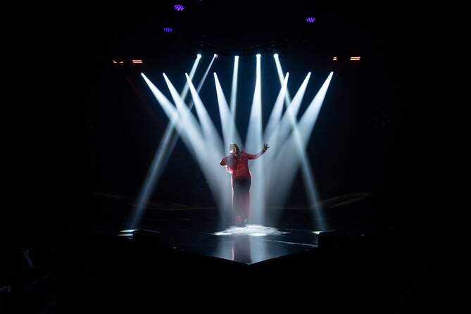 MYST Euphoria live, 22 : 30 hrs Cancun, 20% cashback F&B - What you’re really buying: a live-show party at Arena Cancún