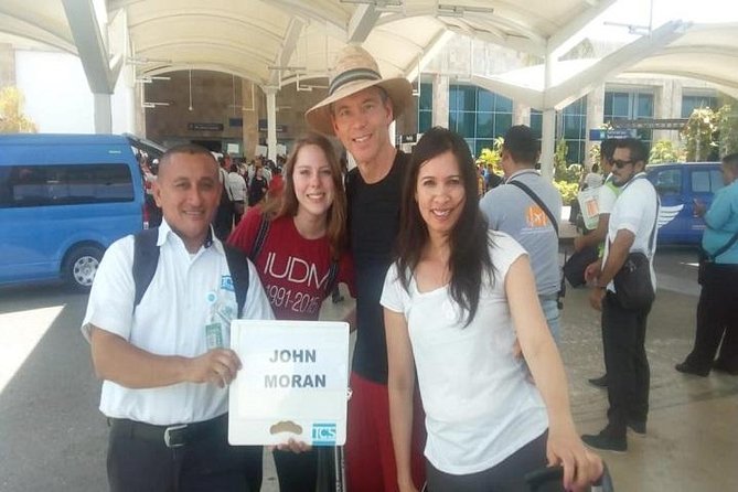 One-way private transfer Cancun Airport - Puerto Aventuras. - Meet the People Behind the “Stress-Free” Start