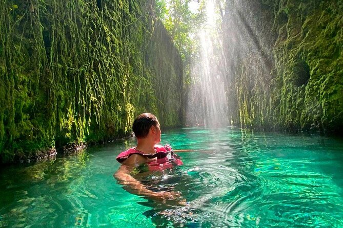 Park Xcaret Plus with Transportation from Cancun and Riviera Maya - A 7:00 am pickup that turns into a full Xcaret day