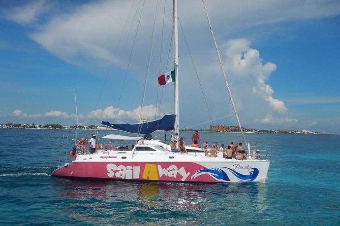 Party On Sailing Cruise to Isla Mujeres from Cancun - The boat vibe: adults-only fun with live entertainment and a set-day schedule