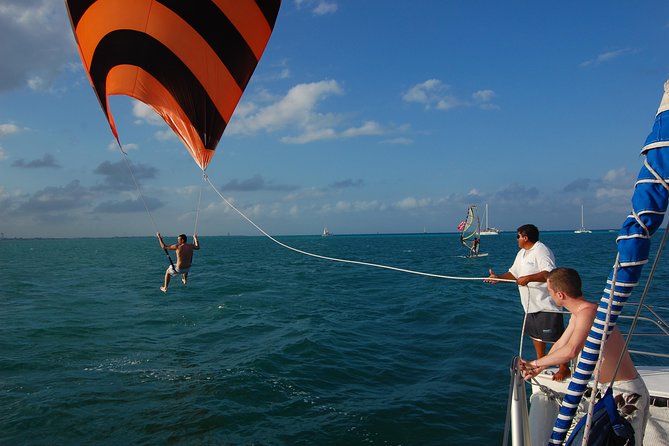 Party On Sailing Cruise to Isla Mujeres from Cancun - Drinks and sun: a simple plan that makes the day better