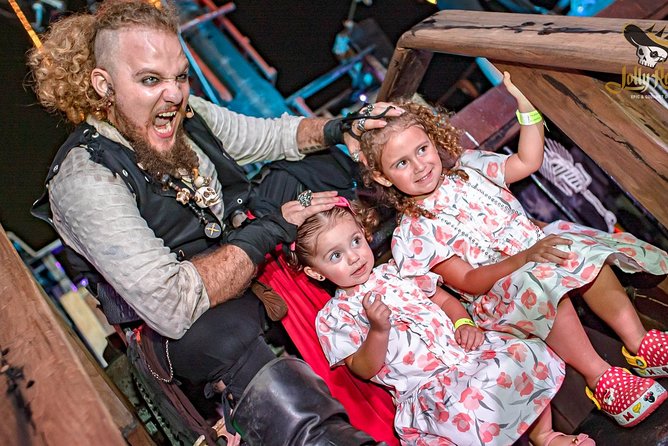 Pirate Ship Jolly Roger with Dinner and Open Bar - Best Fit: Who This Pirate Ship Night Suits