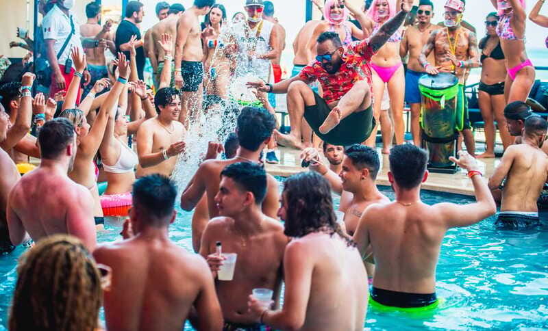 Premium Beach Party Coco Bongo - Bikini Contest and Wet T-Shirt Energy: How You Might Join In