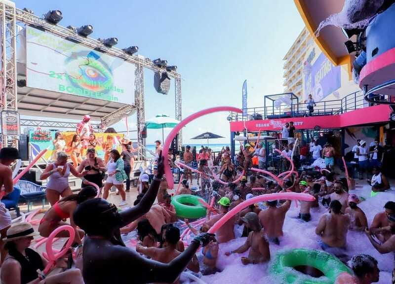 Premium Beach Party Coco Bongo - Price and Value: Is $95 a Good Deal in Cancun?