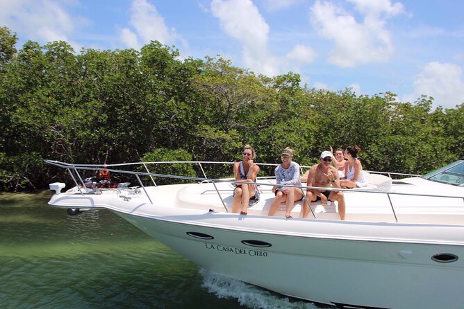 Private 50FT Yacht Rental in Cancún P8 - Swimming, Snorkeling, and Sunbathing: Build Your Own Pace