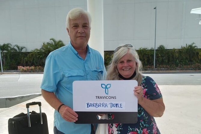 Private Airport Transportation in Mexico - Cancun Airport Pickup: Your Name Sign and No-Hassle Exit
