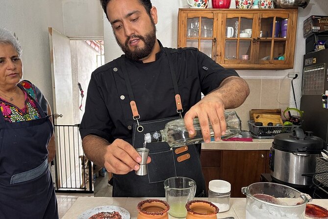 Private Authentic Mexican Cooking Class in Cancun with Alberto - Inside the Home Kitchen of Alberto and Lily