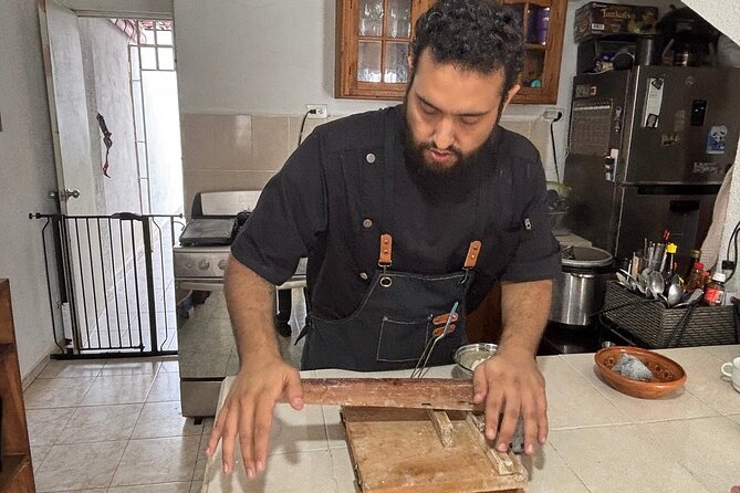 Private Authentic Mexican Cooking Class in Cancun with Alberto - English-Friendly Teaching in a Private Setting